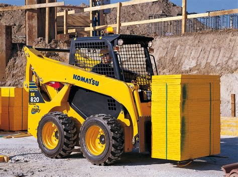 komatsu sk820 skid steer specs|komatsu sk820 specifications.